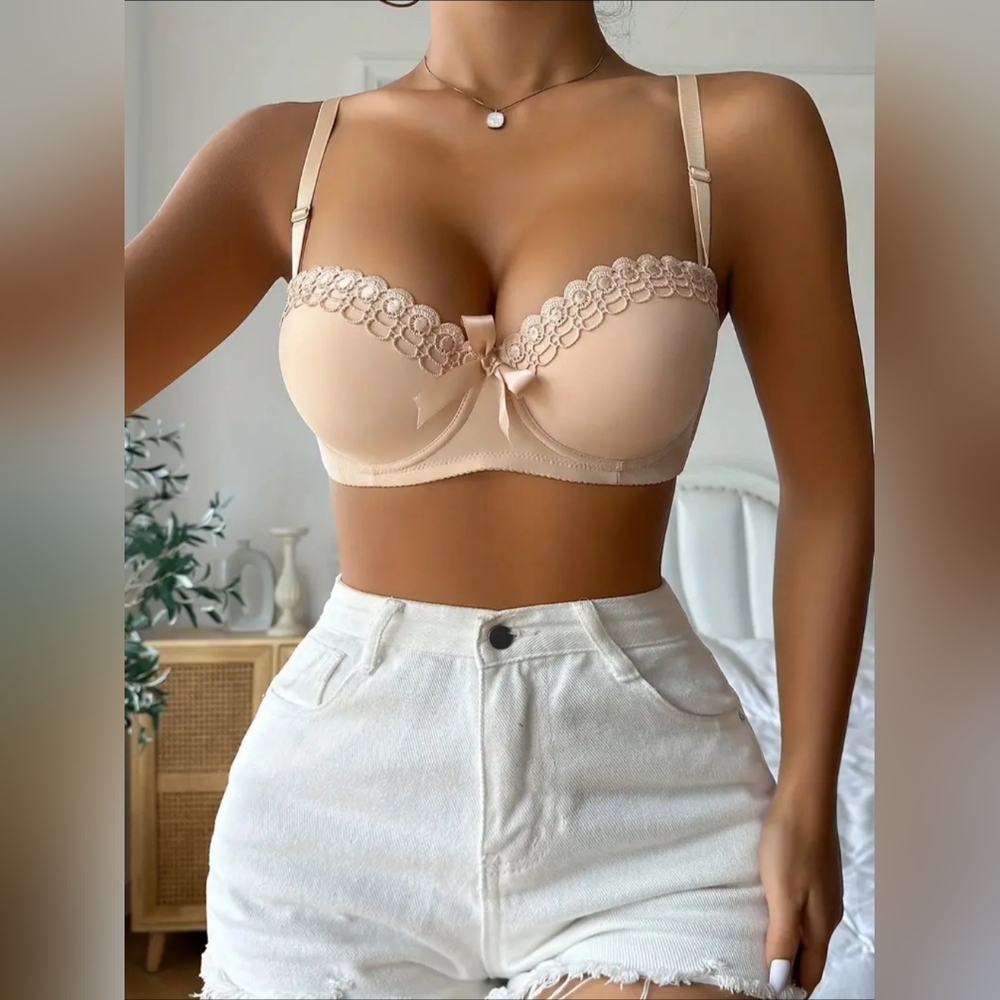 Contrast Lace Push Up Bra